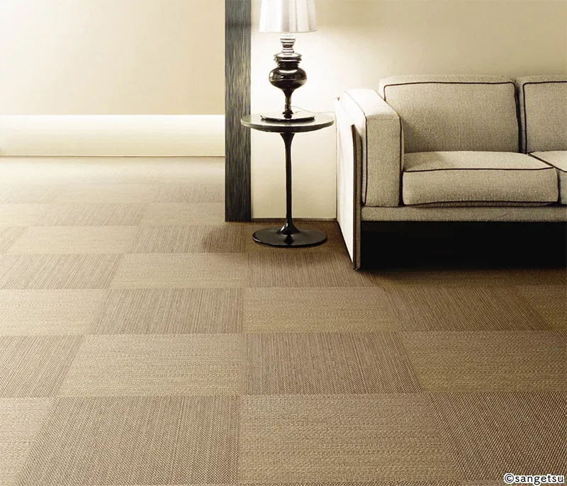 Sàn & Thảm GT-8018-T – sàn dừa (2023-2026 Floor Tile – Ikkimi) (phối cảnh 1)