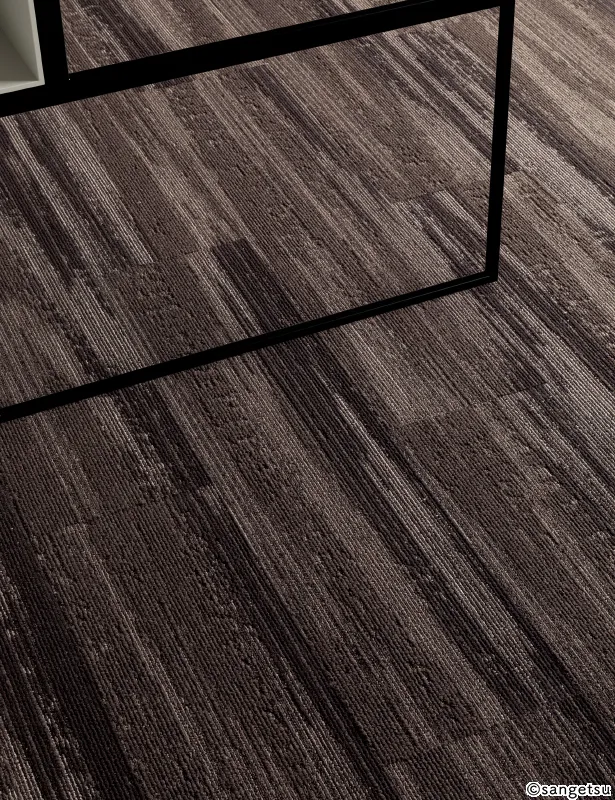 Sàn & Thảm NTH70206 – Woody Plank F (2023-2026 NT 700 – Thảm Tấm) (phối cảnh 2)