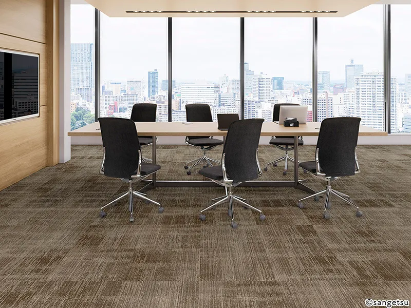 Sàn & Thảm NTH79008 – Overtime F (2023-2026 NT 700 – Thảm Tấm) (phối cảnh 2)