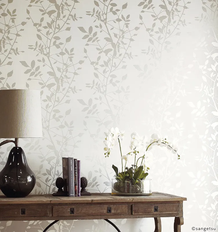 Giấy Dán Tường SGP1631 – Drama (2025-2029 Brand & Pattern XSELECT) (phối cảnh 1)