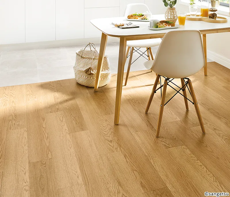 Sàn & Thảm WD-8033-W – quay gỗ sồi (2023-2026 Floor Tile – Ikkimi) (phối cảnh 2)